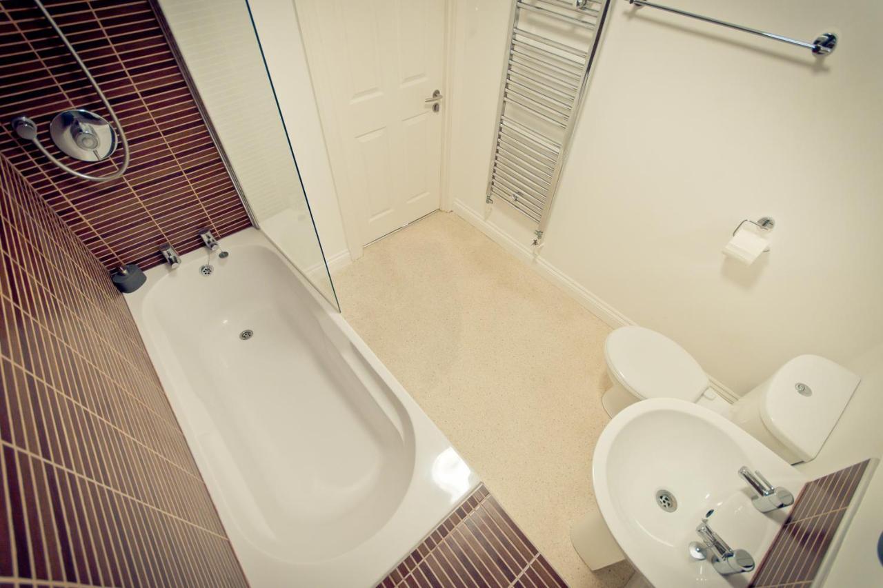 Top View 2 Bedroom Apartments Plymouth Esterno foto