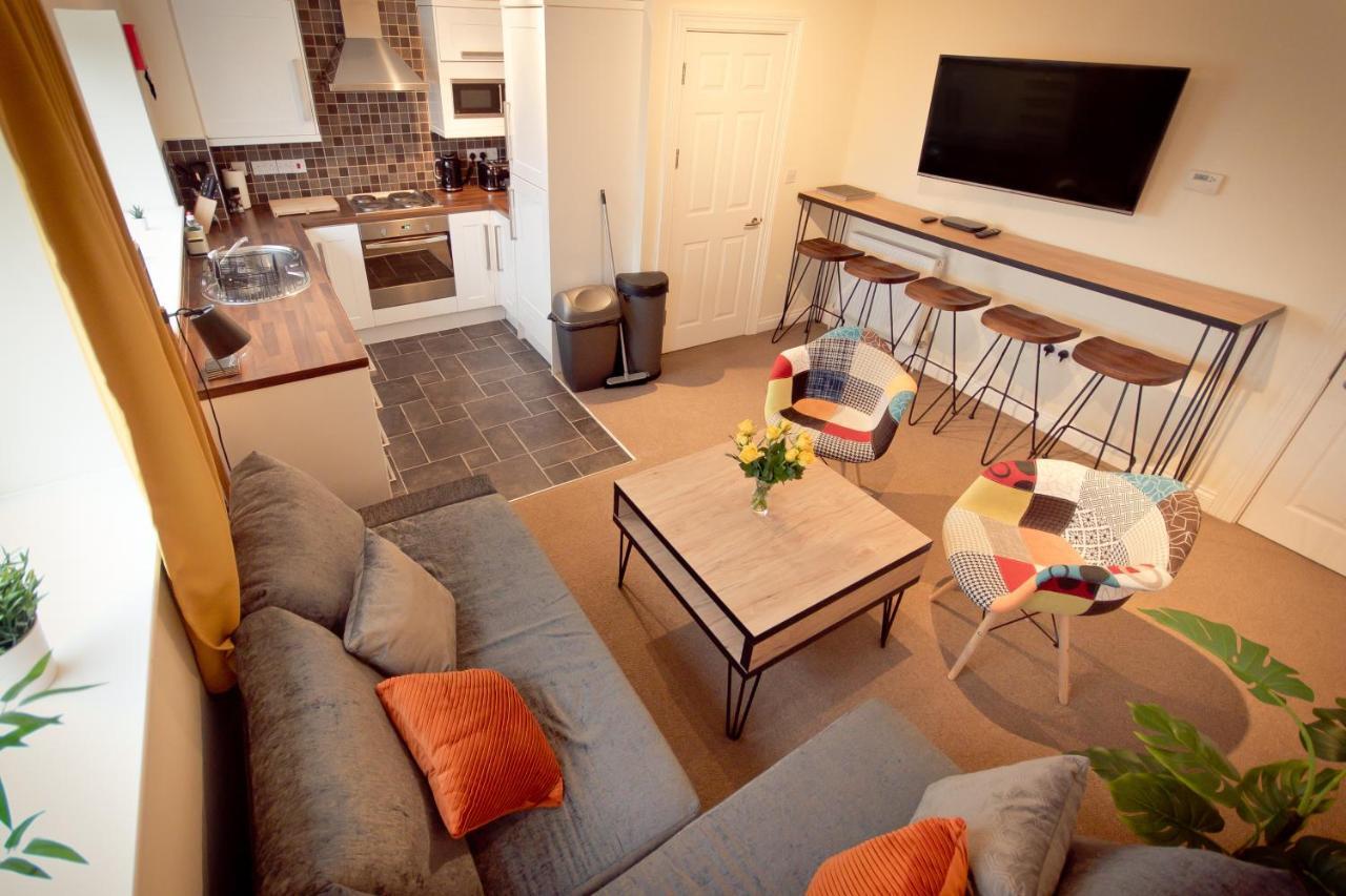 Top View 2 Bedroom Apartments Plymouth Esterno foto