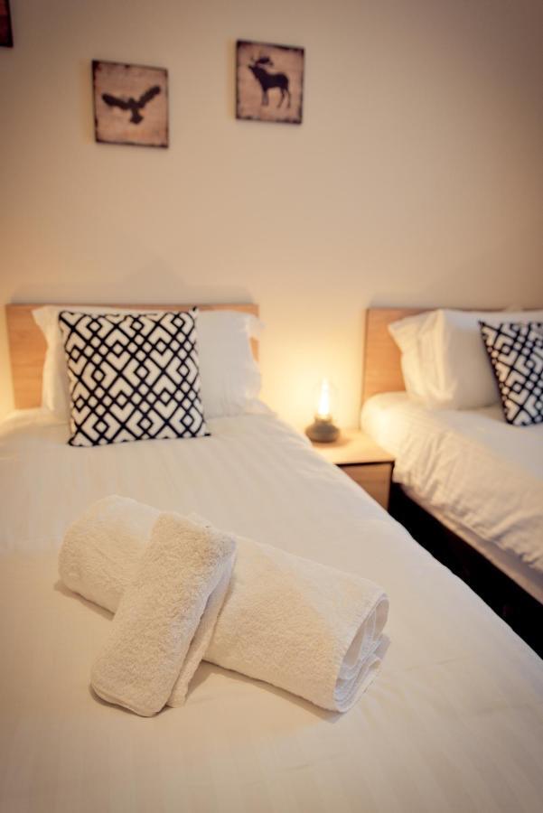 Top View 2 Bedroom Apartments Plymouth Esterno foto